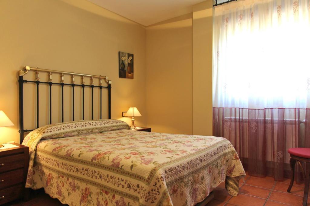 Hotel Los Arrenes De Tarancueña חדר תמונה
