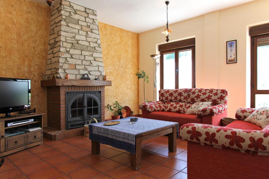 Hotel Los Arrenes De Tarancueña מראה חיצוני תמונה