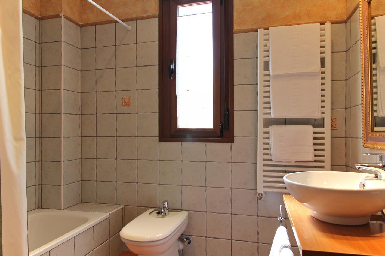 Hotel Los Arrenes De Tarancueña מראה חיצוני תמונה
