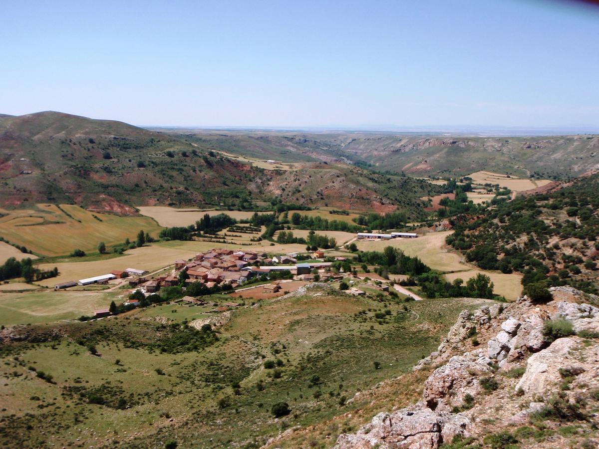 Hotel Los Arrenes De Tarancueña מראה חיצוני תמונה